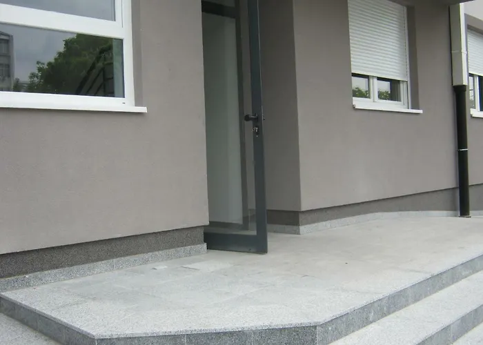 Ildiko Is A Calm Place To Relax 苏博蒂察